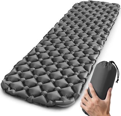 Colchoneta inflable ultraligera LT01 con inflador de pie integrado